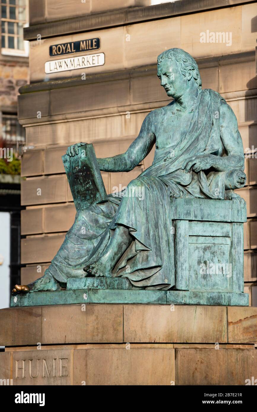 Statue von Hume on Royal Mile in Edinburgh, Schottland, Großbritannien Stockfoto