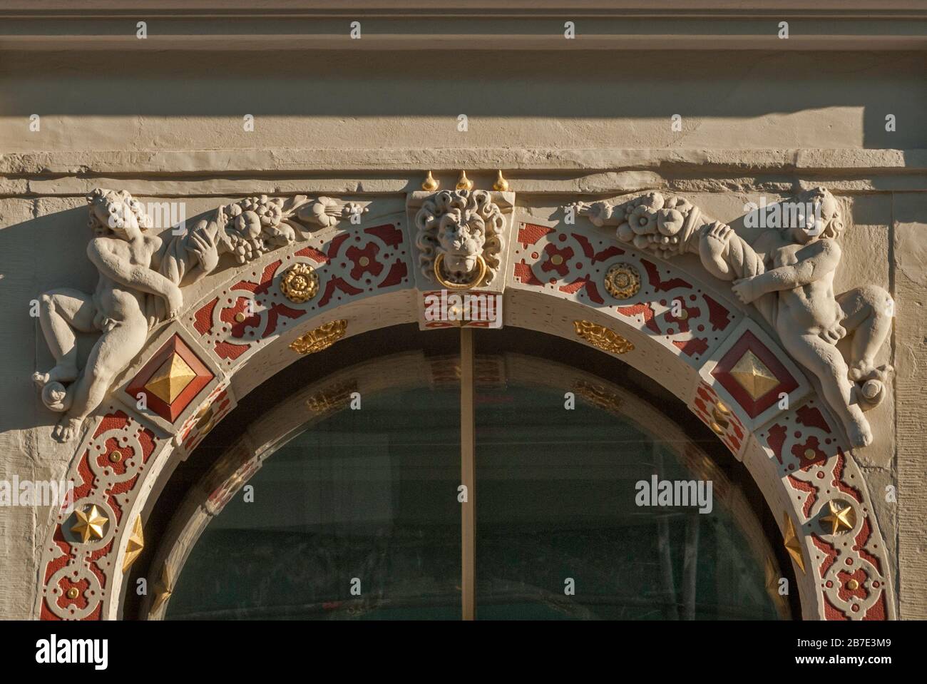 Portal an der Universität Rostock in Mecklenburg-Vorpommern Stockfoto