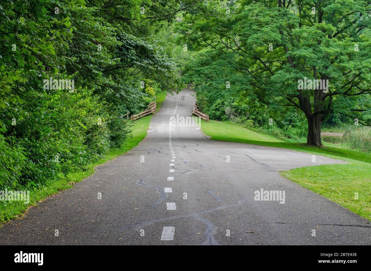 Schöner Laufweg im Brown County State Park Indiana USA Stockfoto