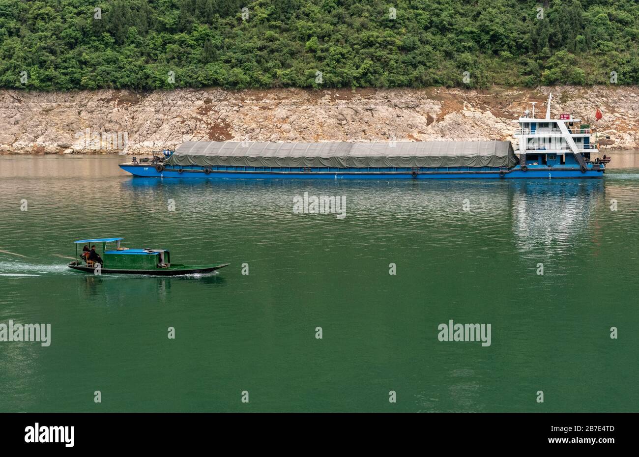 Schiffsvielfalt, Wu Gorge, 3 Schluchten, Jangtsekiang Stockfoto