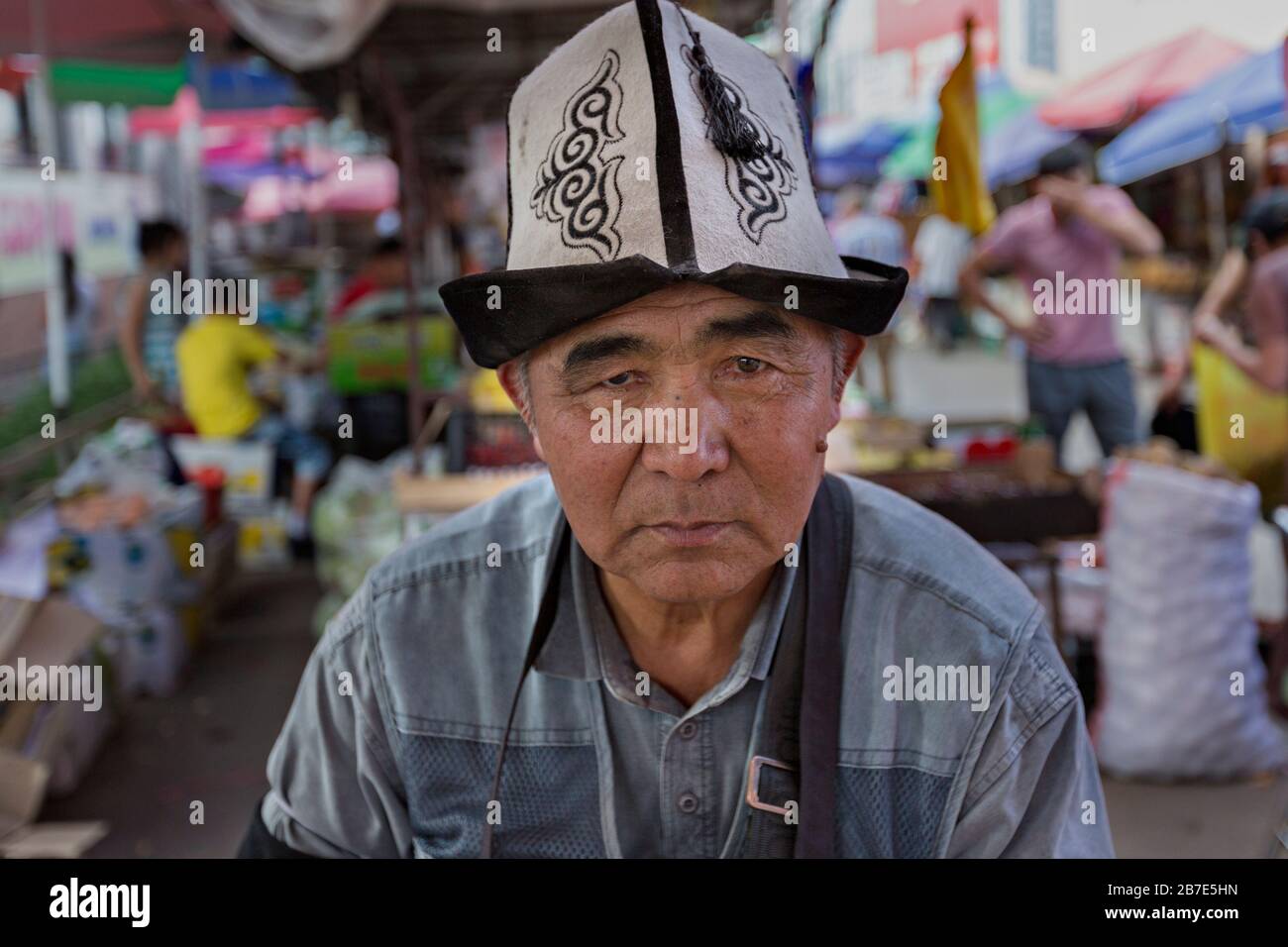 Kirgisischer Mann mit traditionellem Hut, Bischkek, Kirgisistan Stockfoto