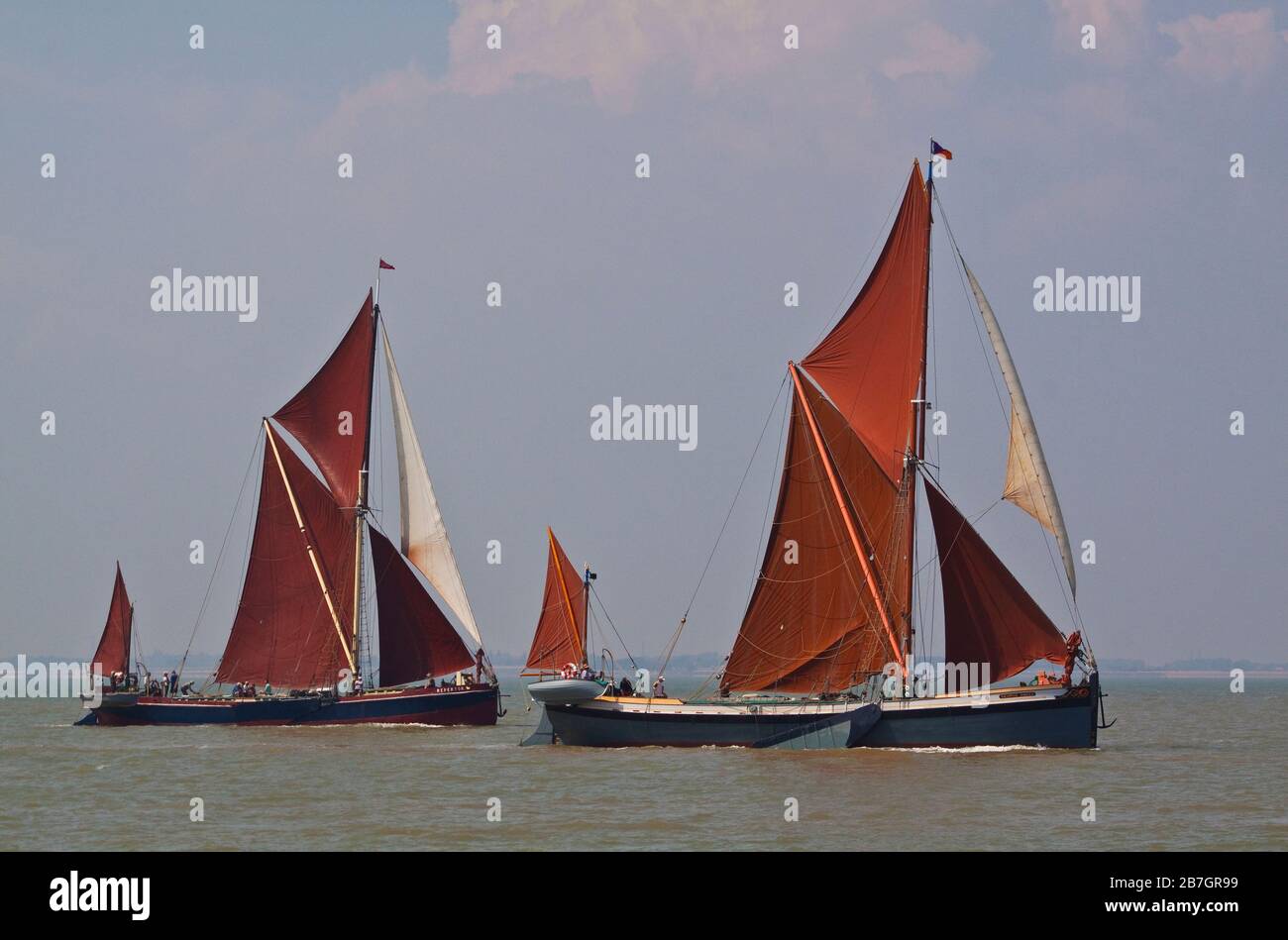 Die Segelkähne der Themse George Smeed und Repertor in vollem Segel Stockfoto