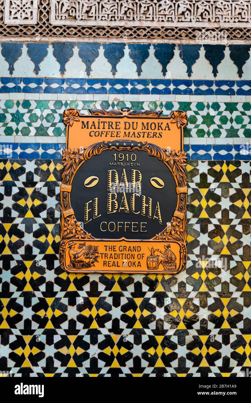 Zeichen für Kaffee im dar el Bacha Museum of Confluences in Marrakesch. Marokko Stockfoto