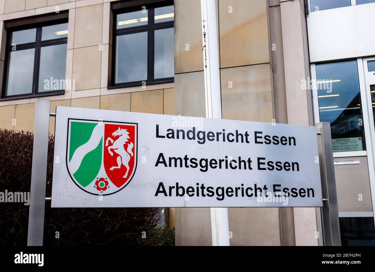 Schild beim Amtsgericht Essen, Amtsgericht Essen, Arbeitsgericht Essen, Ruhrgebiet, Nordrhein-Westfalen, Deutschland Stockfoto