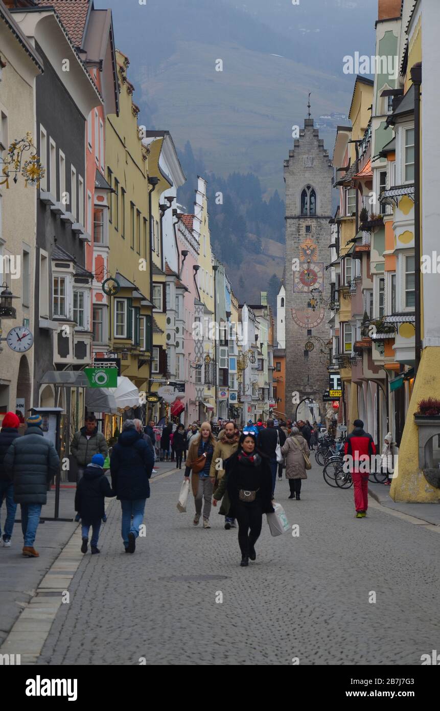 Vipiteno, Sterzing, Südtirol, Italien: Bürgerhäuser in der Altstadt Stockfoto