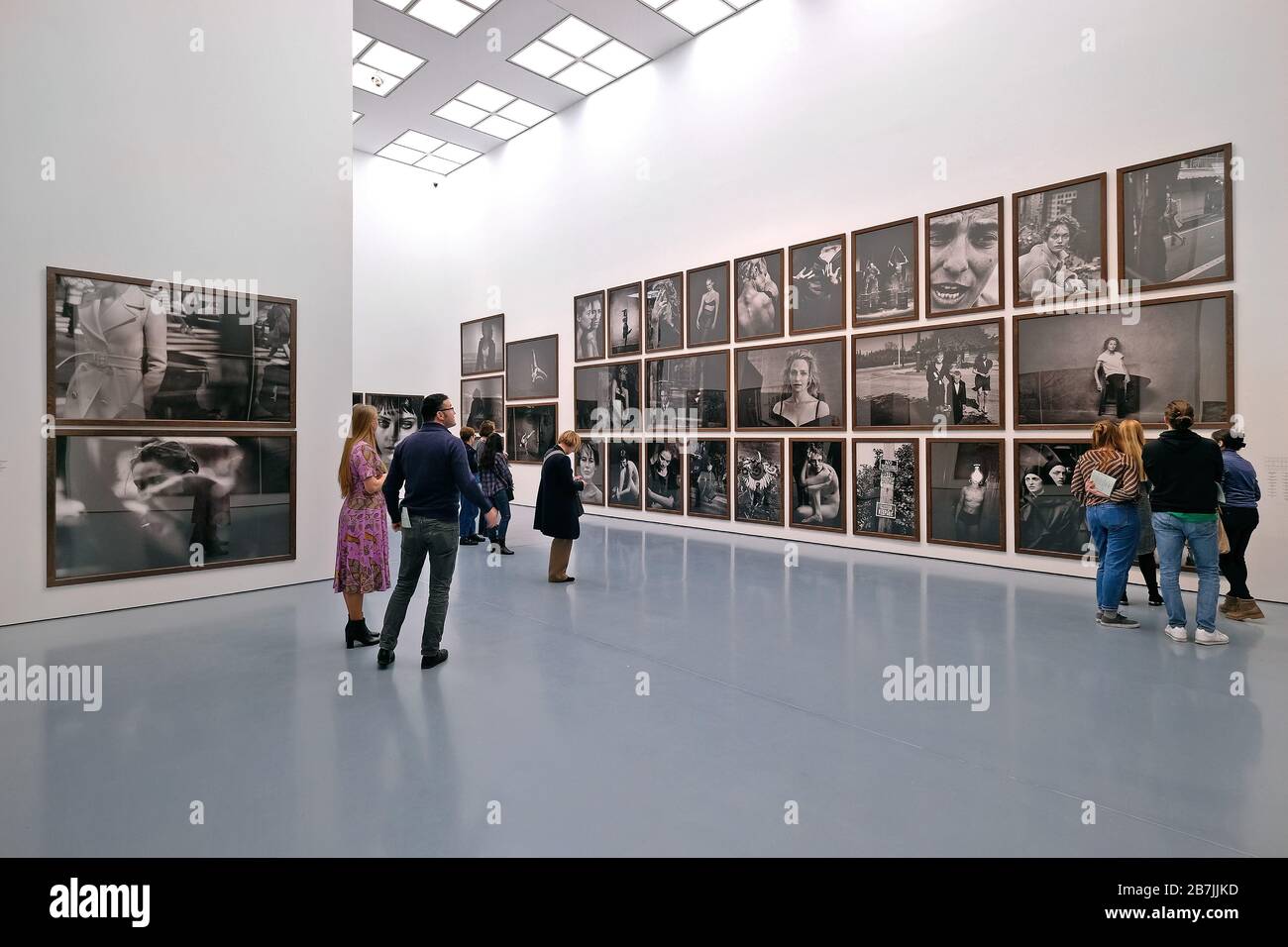 Ausstellung "Untold Stories" des Fotografen Peter Lindbergh im Kunstpalast Düsseldorf. Stockfoto
