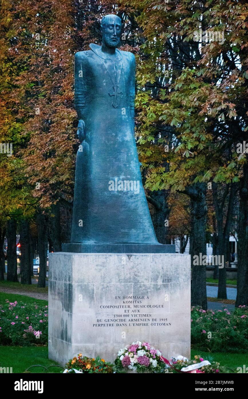 Komitas Denkmal und Armenisches Völkermordgedenkmal Paris Frankreich Stockfoto