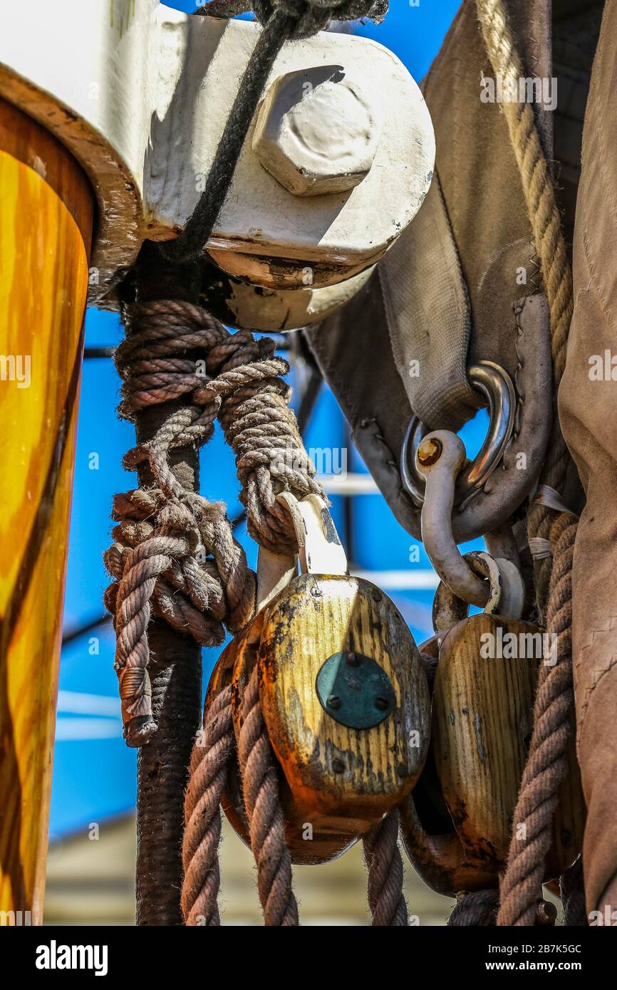 MARINE EVENEMENT - SAINT MALO - Old Chip, Segeln - 3 Matten Barque de 1948 - erste segelschiffdemontage auf hoher See nach... Stockfoto