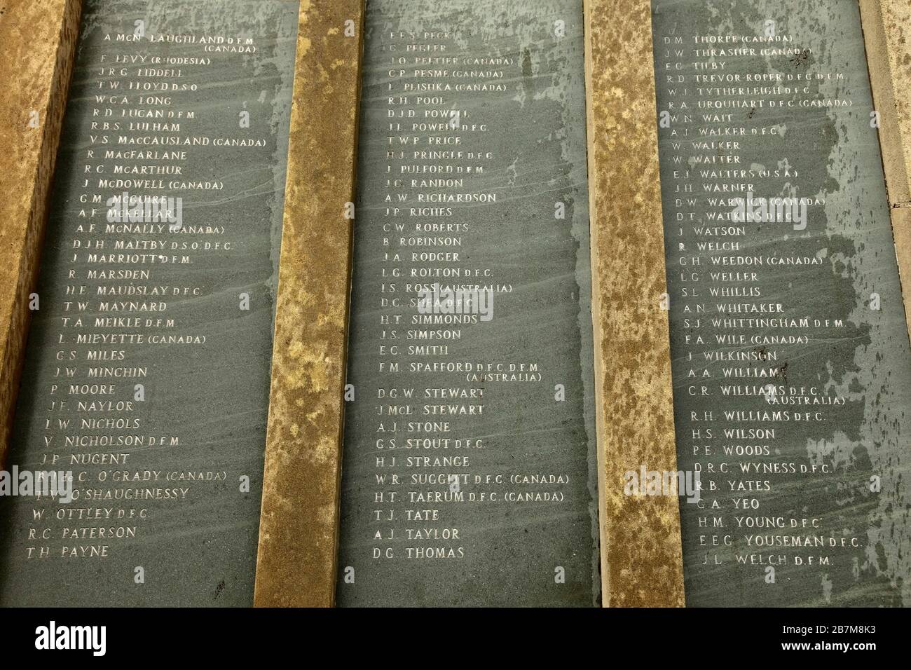 Denkmal für die Mitglieder des 617 Geschwaders der RAF, das während des zweiten Weltkriegs starb, Woodhall Spa, Lincoln, Großbritannien. Stockfoto