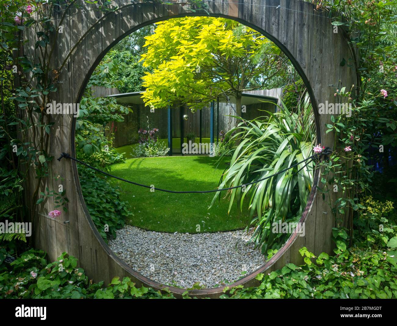 Contemporary Garden von Diarmuid Gavin im Jahr 2004 in RHS Harlow Carr Gardens in Harrogate, North Yorkshire Stockfoto