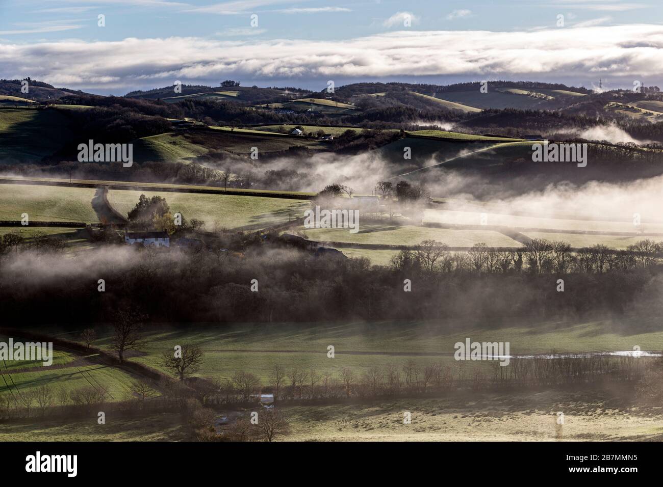 Der Fluss Teign ist eine beeindruckende Länge von 31 Meilen und schlängelt sich von Dartmoor zum Meer bei Teignmouth in einem rückwärts gelegenen Fluss von S. South Devon Stockfoto