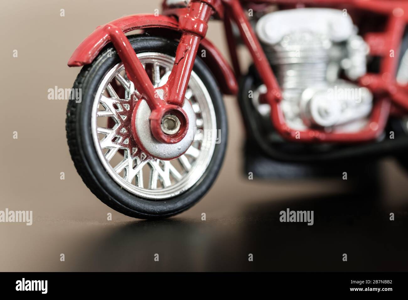 Oldtimer rot Farbe Motorrad Spielzeug Nahansicht Stockfoto