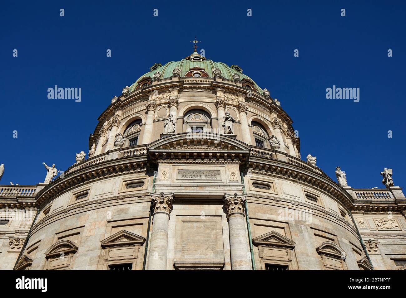 Kopenhagen, Dänemark Frederiks Kirche im Volksmund bekannt als Marble Church Rococo Architecture Focal Point des Frederiksstadener Viertels Stockfoto