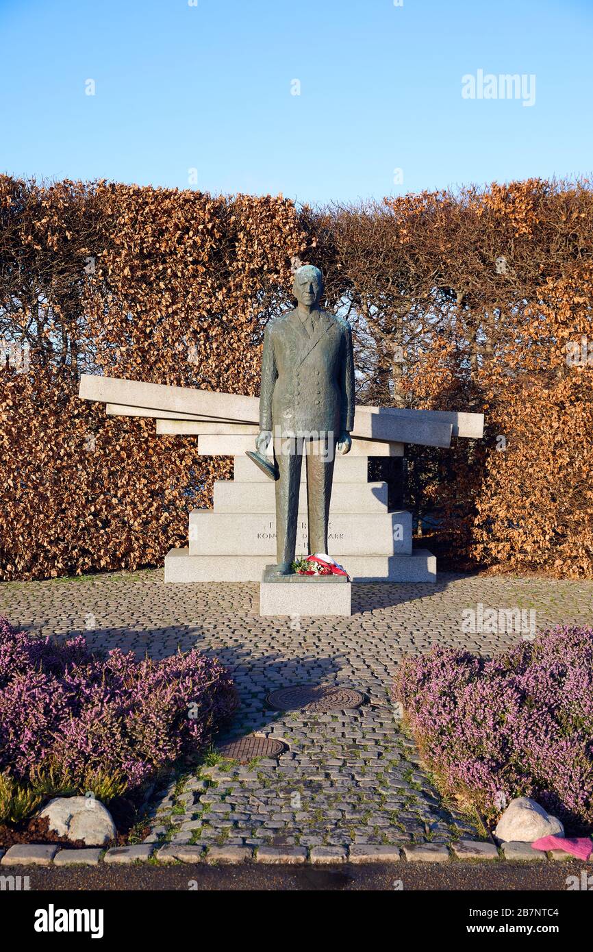 Statue des dänischen Königs Frederik IX. Von Knud Nellemose (1981); Nordre Toldbod, Kopenhagen, Dänemark Stockfoto