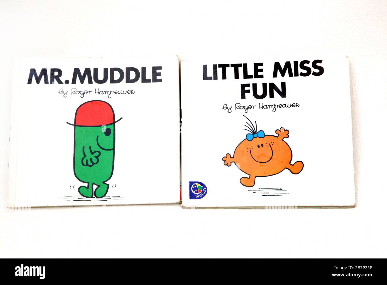 MR Männer und kleine Fräuleinbücher - Mr. Muddle und Little Miss Fun von RogerHargreaves Stockfoto