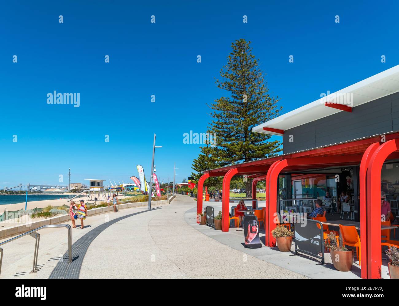 Café an der Küste am Koombana Beach, Bunbury, Western Australia, Australien Stockfoto