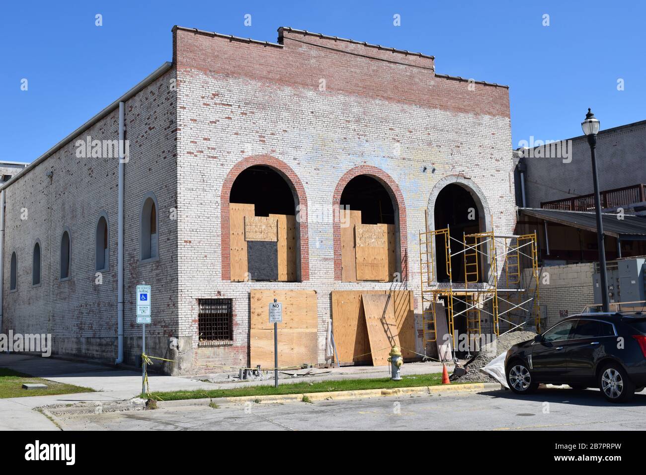 Die Wiederherstellung eines alten Gebäudes in Washington, North Carolina. Stockfoto