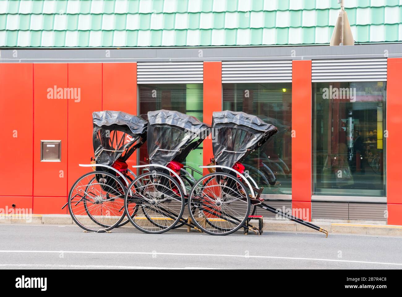 Touristenruckschas in Tokio Stockfoto