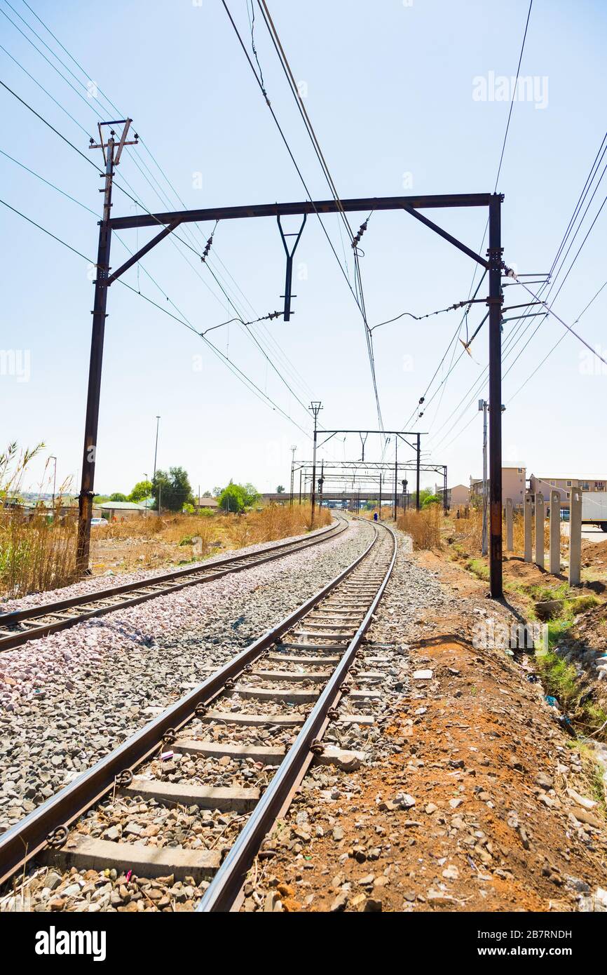 Soweto, Südafrika - 08 September 2018: S-Bahn durch das Herz von Soweto, Johannesburg verschieben Stockfoto