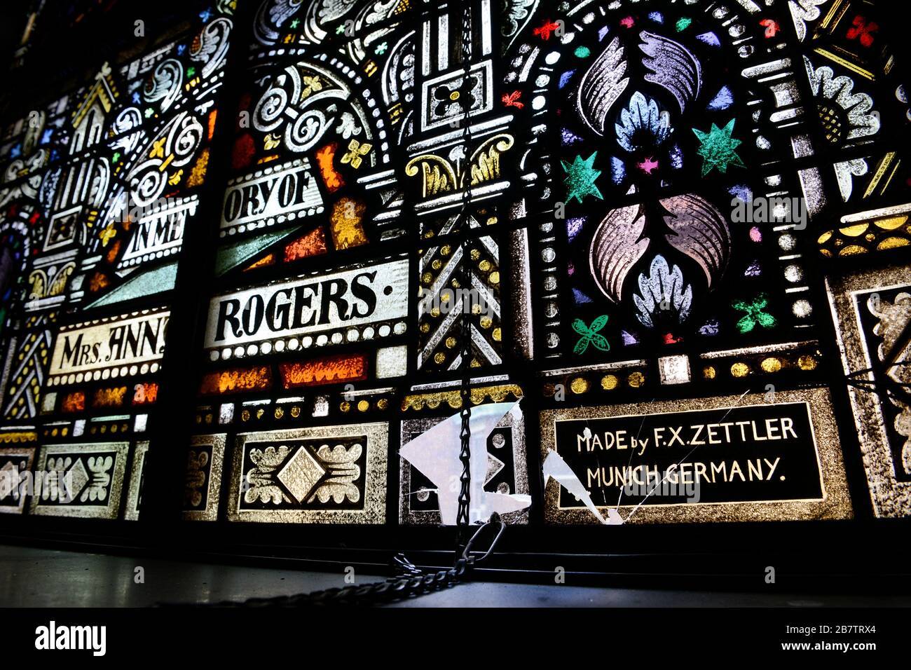 USA Chicago, South Side, Washington Park, St. Anselm katholische Kirche, farbig bemalte Kirchenfenster der deutschen Firma F.X. Zettler in München, Bayern Stockfoto