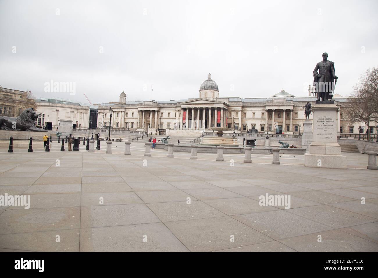 März 2020, London: Ikonische Touristenattraktionen und Verkehrssysteme in London sind leer, da Corona Virus die Menschen von den Straßen treibt Stockfoto