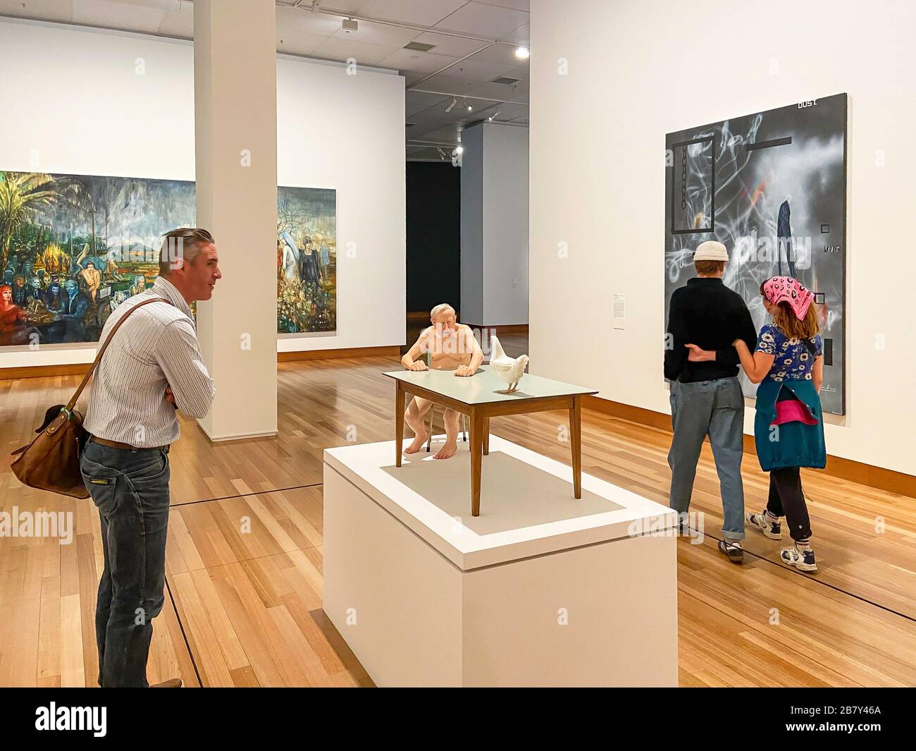 Kunst-Ausstellung im Inneren der Christchurch Art Gallery (Te Puna O Waiwhetu), Worcester Boulevard, Christchurch, Canterbury, Neuseeland Stockfoto