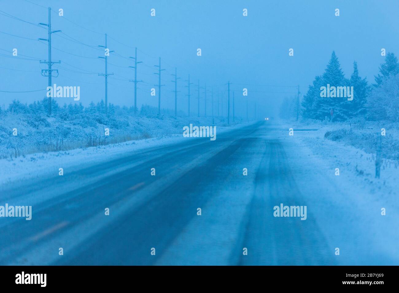 Schnee auf der Autobahn in Bellevue, Idaho Stockfoto