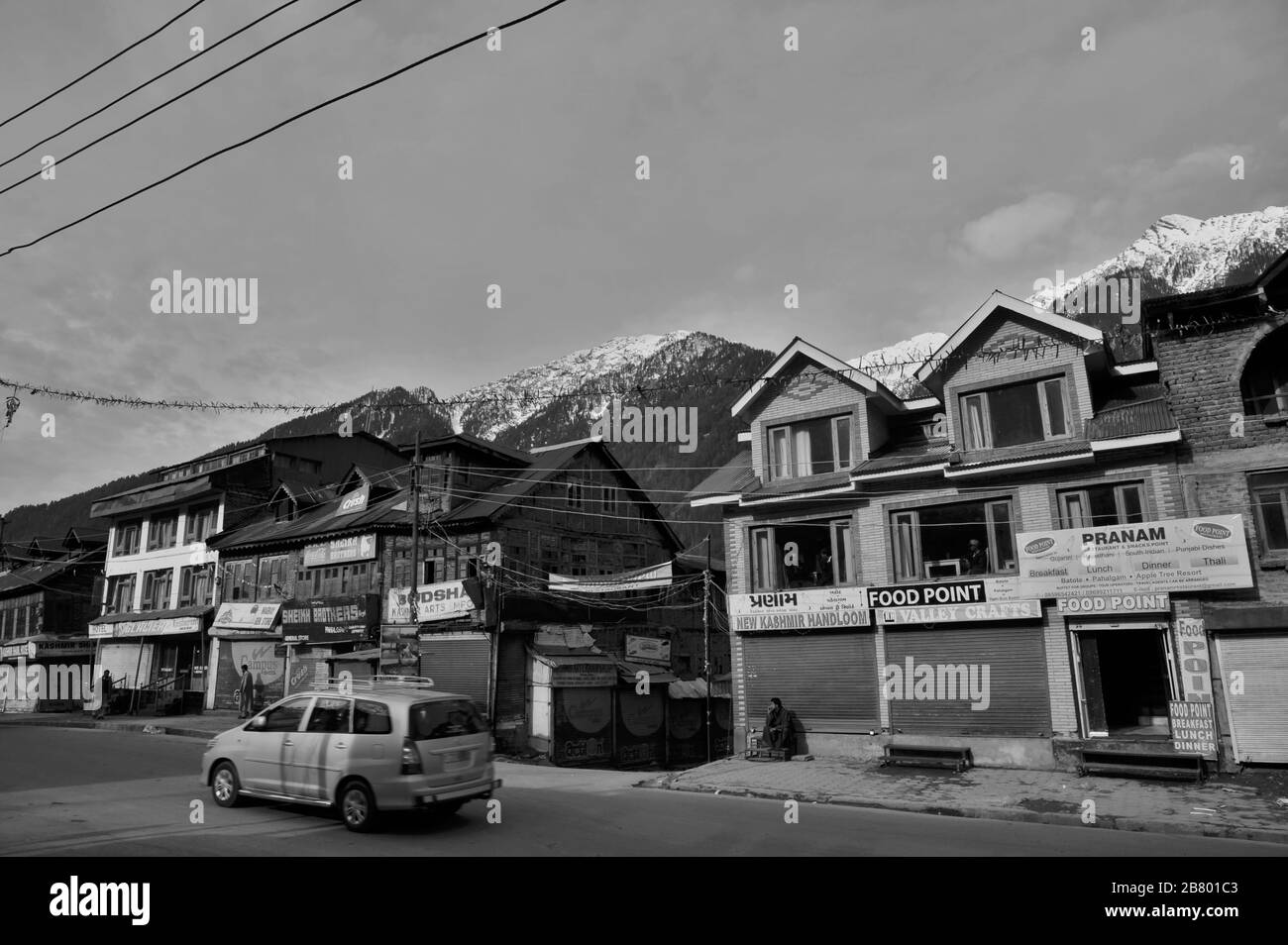 Market Road Shops, Pahalgam, Kashmir, Jammu und Kashmir, Indien, Asien Stockfoto