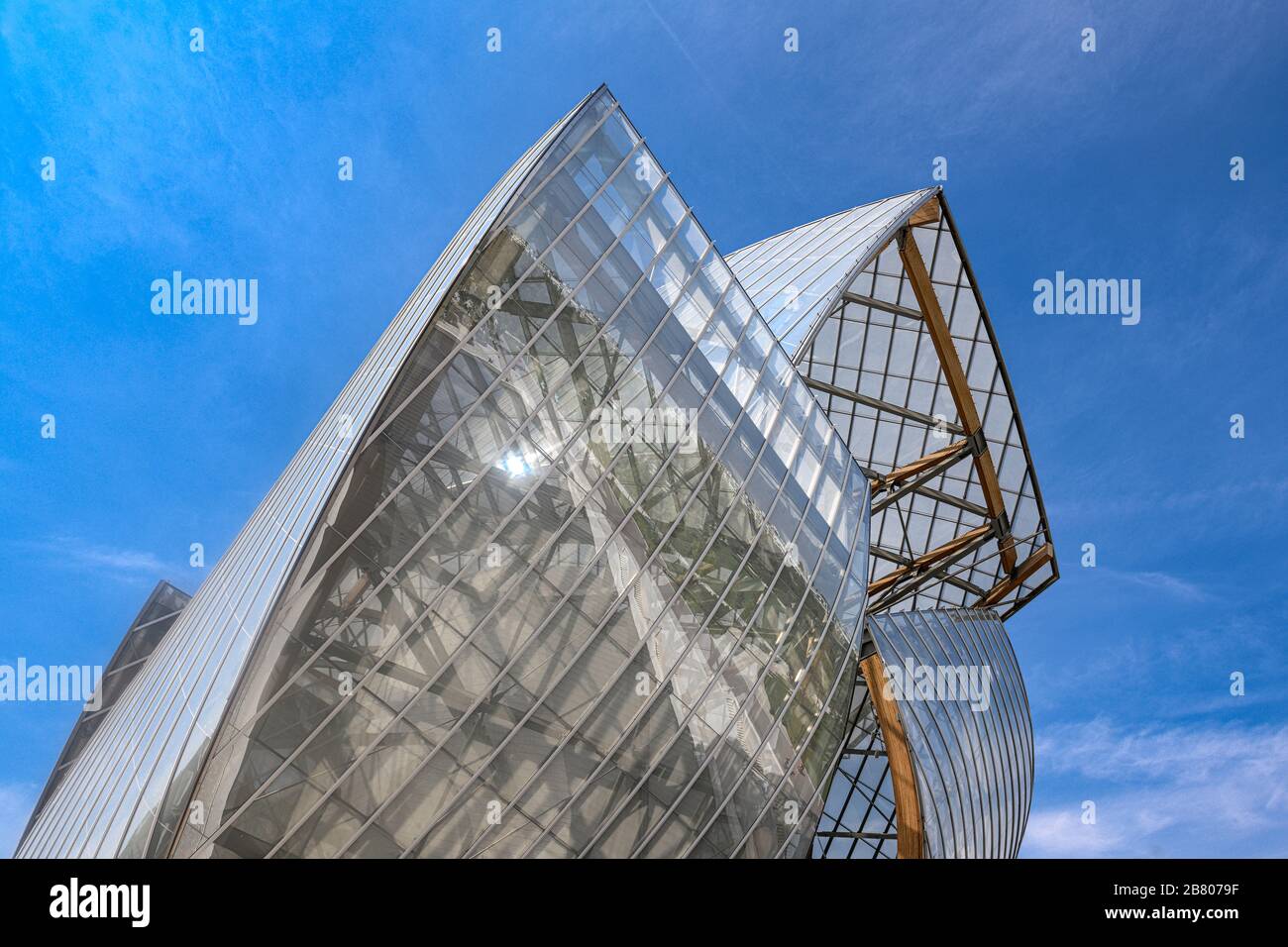 Außenansicht des Louis Vuitton Foundation Gebäudes Stockfoto Außenansicht des Louis Vuitton Foundation Gebäudes Stockfoto