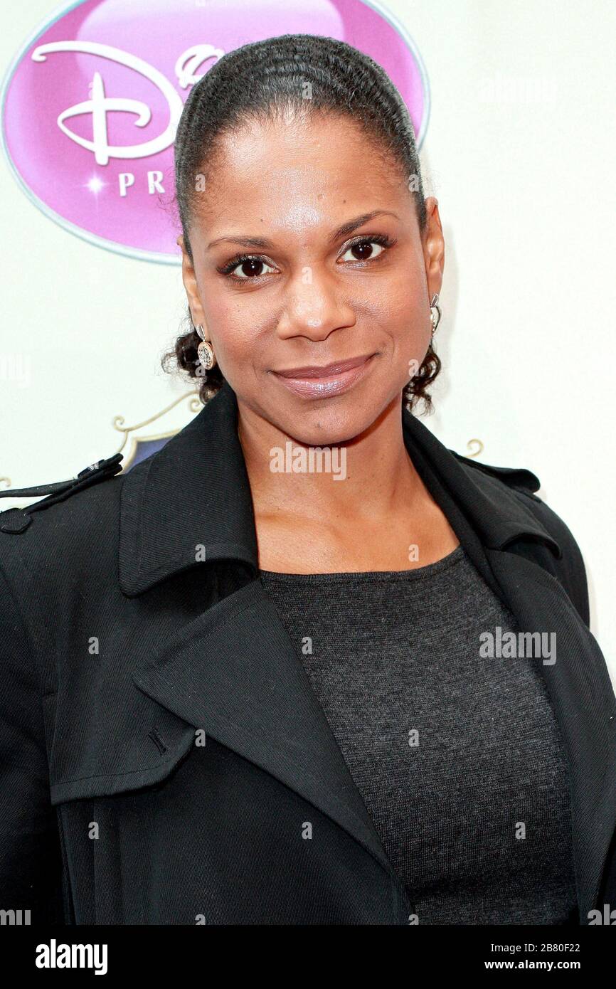 New York, NY, USA. März 2010. Audra McDonald am Disney Princess Royal Court im New York Palace Hotel. Kredit: Steve Mack/Alamy Stockfoto