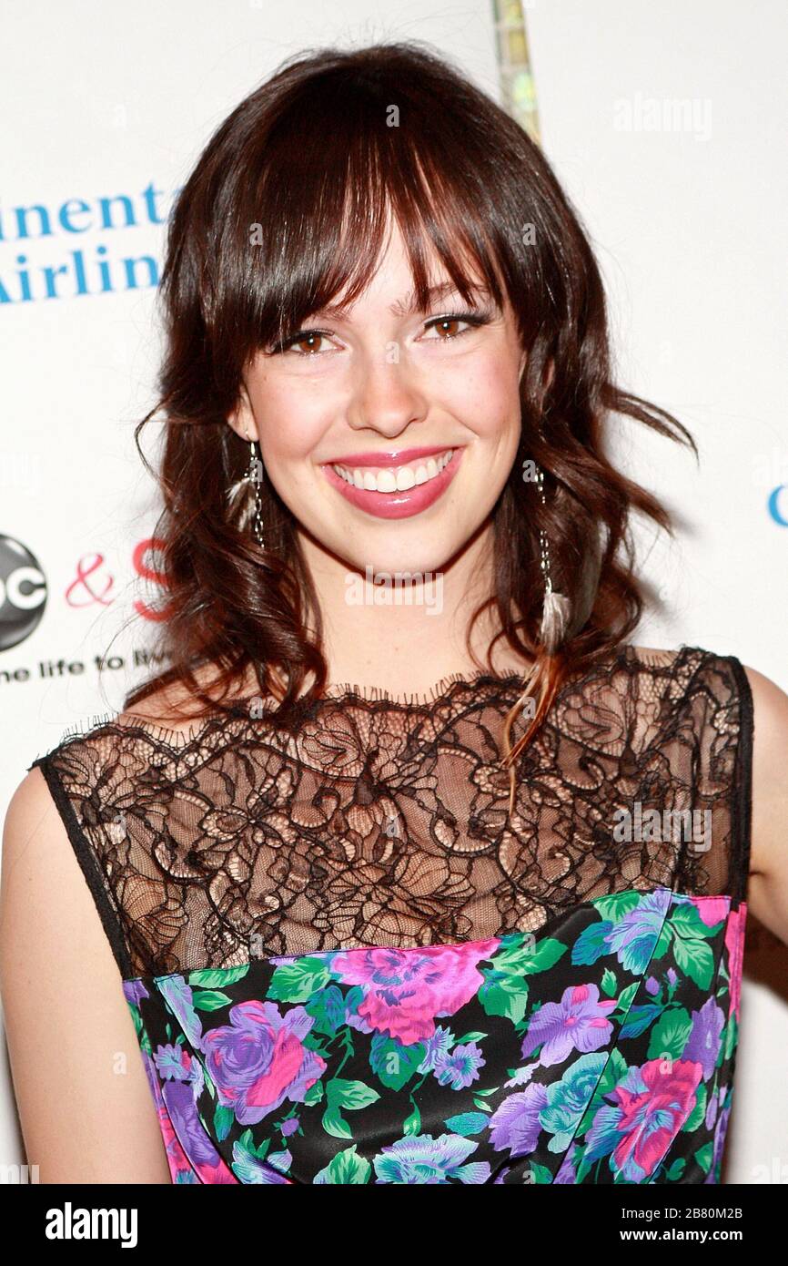 New York, NY, USA. März 2010. Brittany allen auf dem 6. Jährlichen Broadway Cares Equity Fights Aids Benefit im New York Marriott Marquis. Kredit: Steve Mack/Alamy Stockfoto