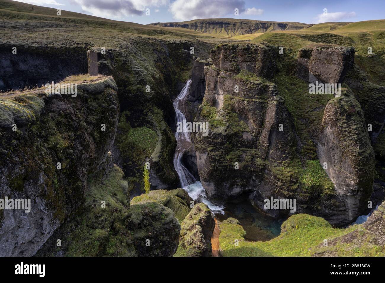 Spektakuläre Aussicht in den Kirkjubæjarklaustur Canyon im Süden Islands, Landschaft Stockfoto