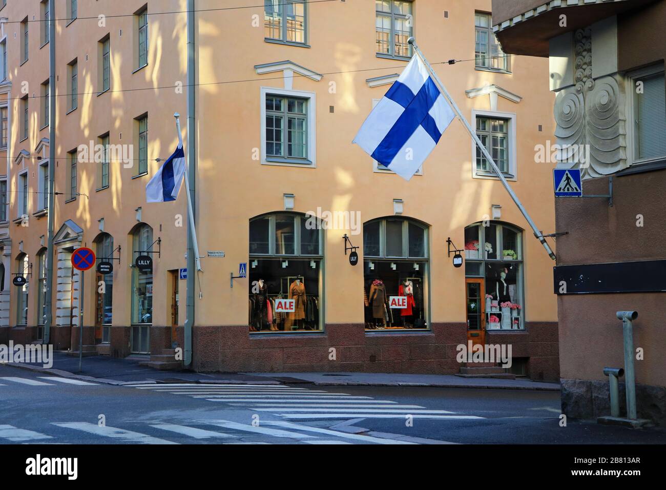 Helsinki, Finnland. März 2020. Flagge: Minna Canth Day. In Helsinki werden die Straßen geleert, nachdem Finnland die Notfallgesetzgebung im Rahmen der Pandemie von Coronavirus erklärt hat. Stockfoto