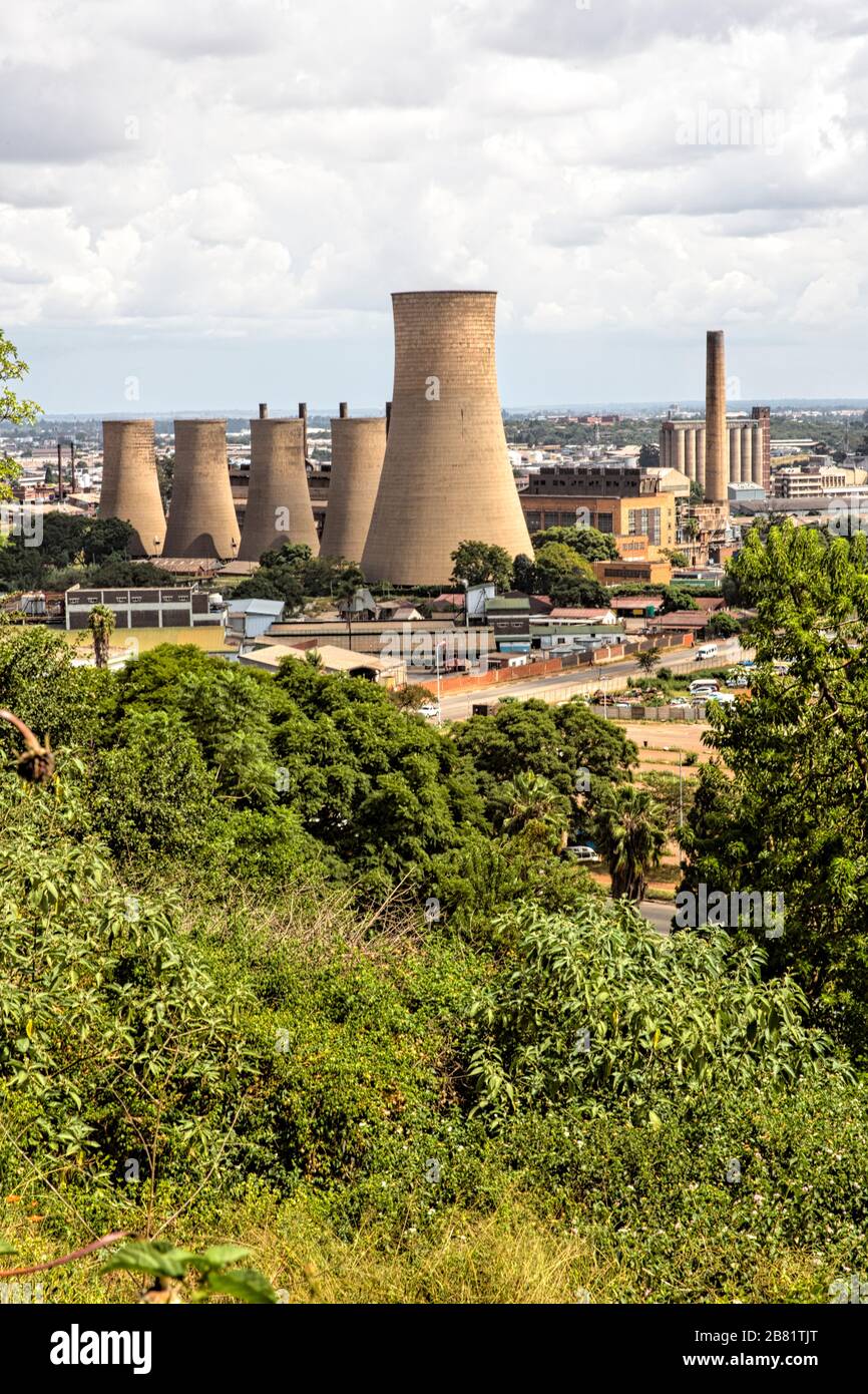 Wärmekraftwerk in Harare, im Besitz und unter der Leitung von Zimbabwe Power Company Stockfoto