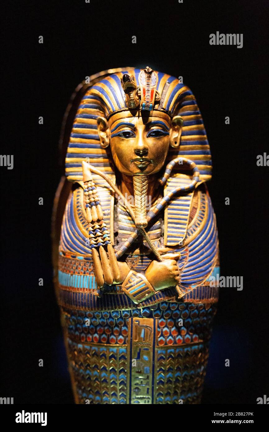 Tutanchamun Grabschatz; Details aus eingelegten goldenen Kanopenkerjar, in denen Organe des Königs, des alten Ägyptens, aufbewahrt werden; - altägyptische Geschichte. Stockfoto