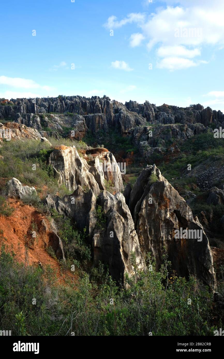 Cerro del Hierro in der Sierra Norte de Sevilla, Andalucia, Spanien. Nördlich des Nationalparks Sevilla Stockfoto