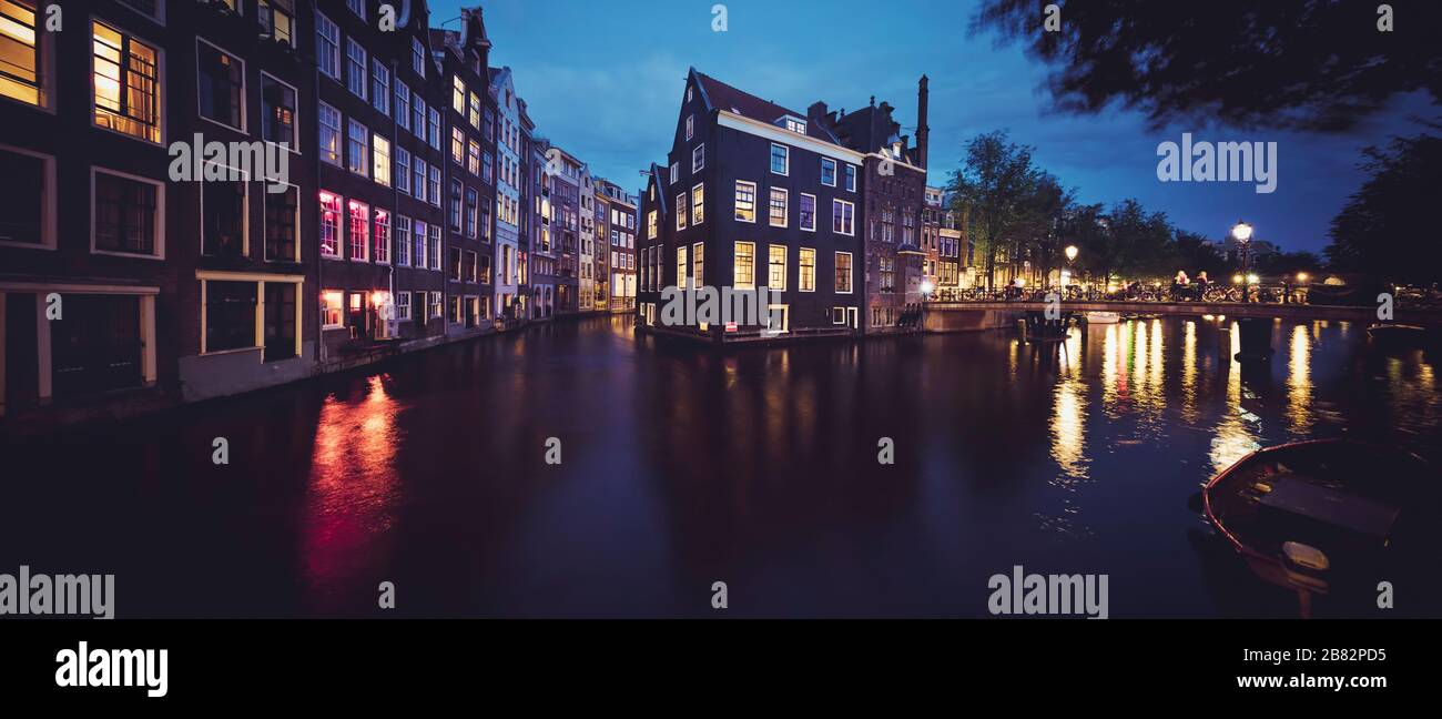 Panoramablick auf den Amsterdamer Kanal, Holland Stockfoto