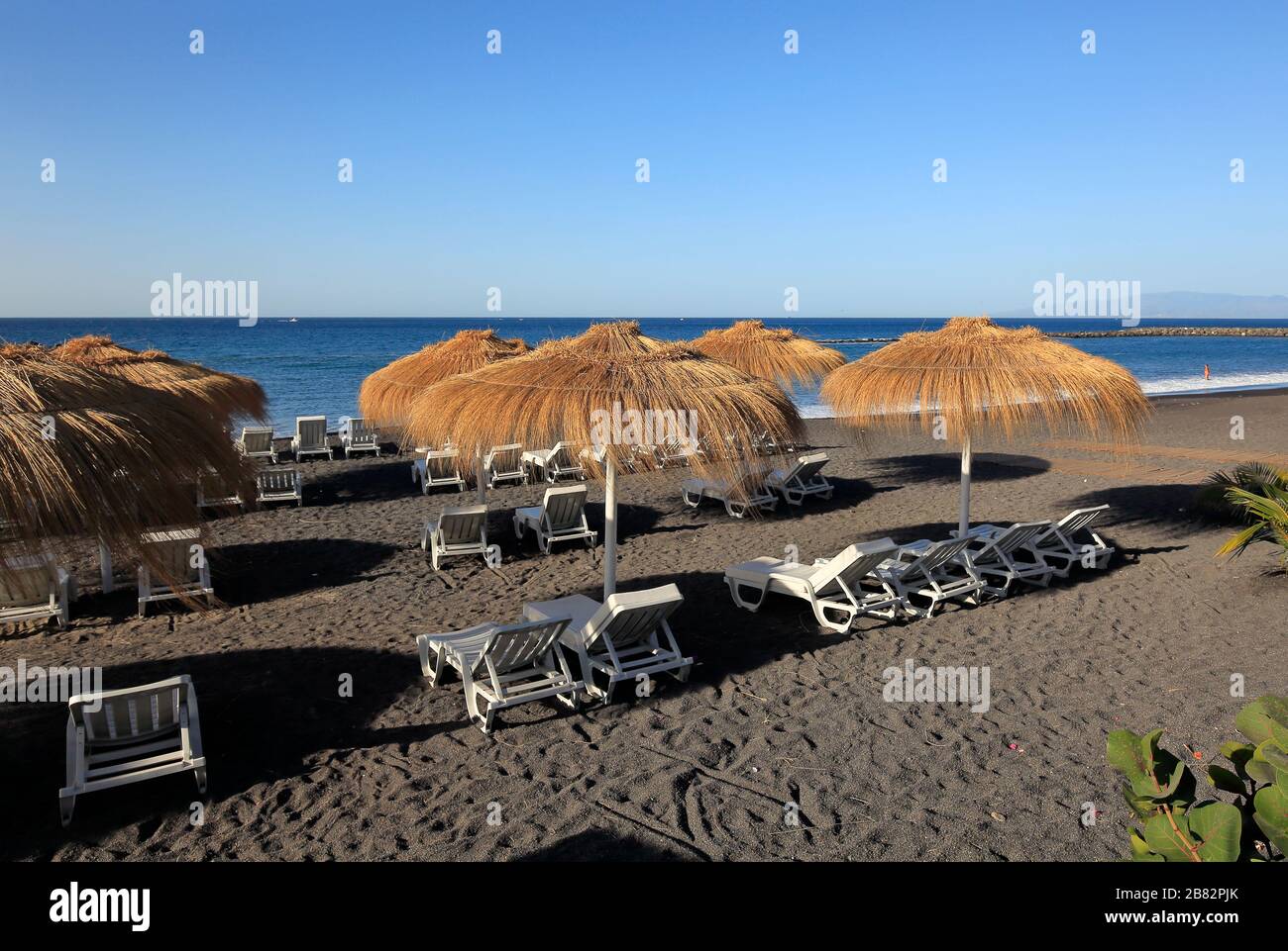 Blick auf einen Strand an der Costa Adeje, auf der Insel Tenera, auf den Kanarischen Inseln Stockfoto