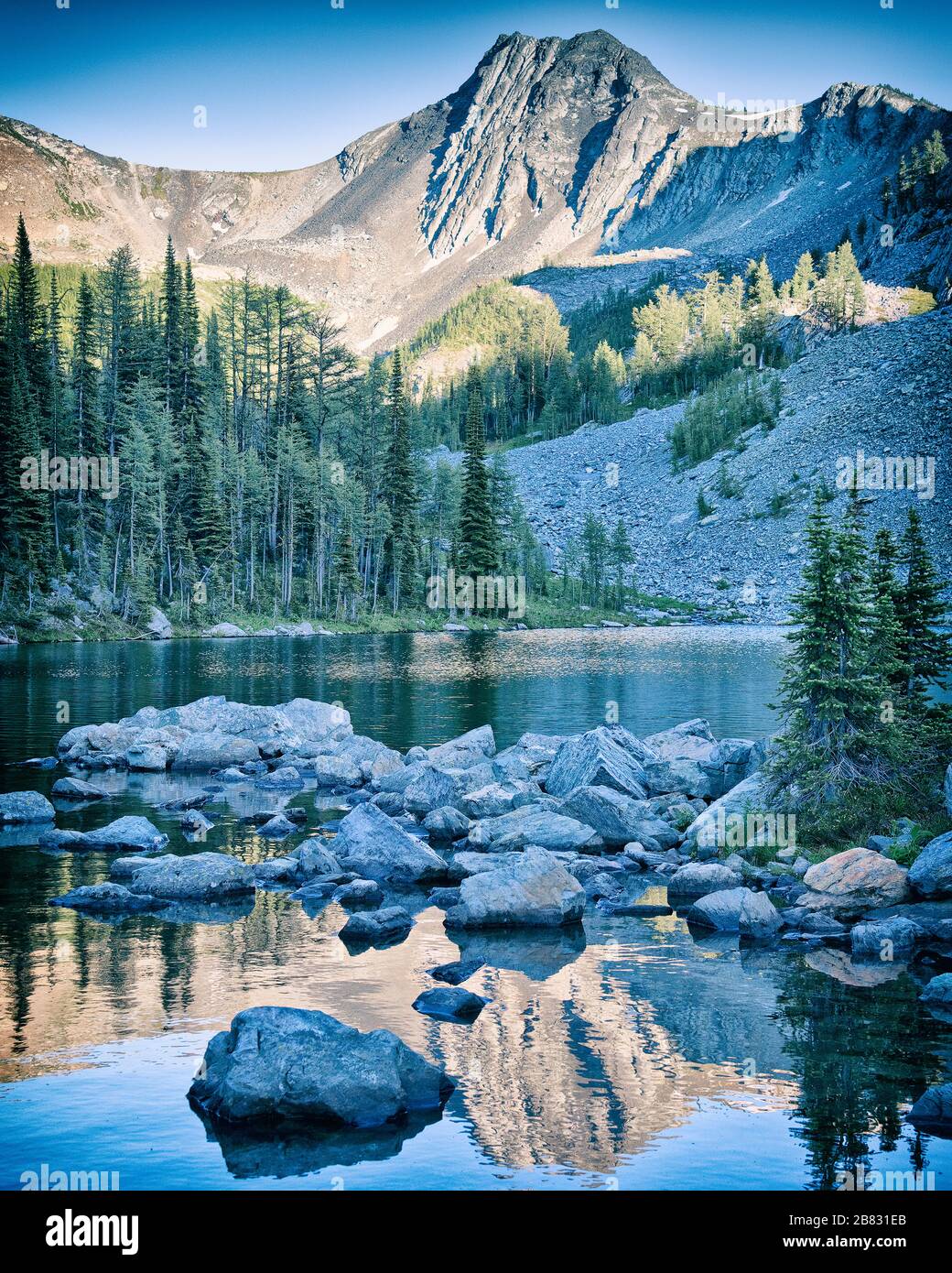 Tanglefoot Lake, kanadische Rockies, in der Nähe von Cranbrook, British Columbia, Kanada Stockfoto