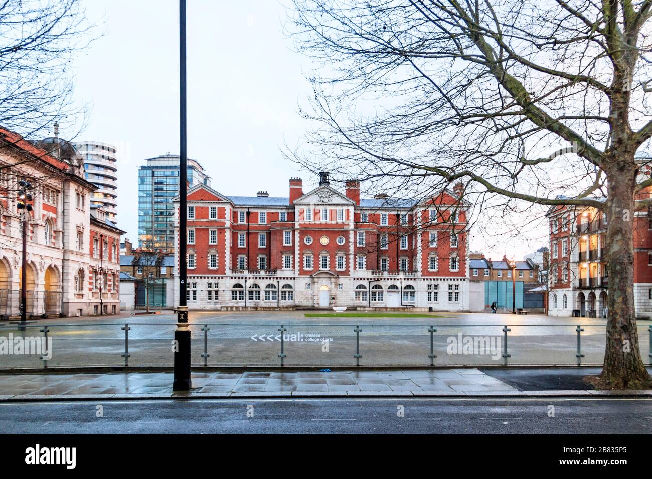 Der Rootstein Hopkins Parade Ground am Chelsea College of Arts, University of the Arts London (UAL), John Islip Street, London, Großbritannien Stockfoto