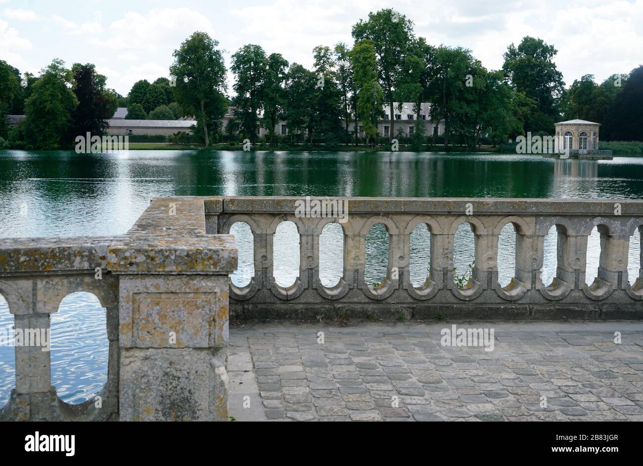 Etang aux Carpes Karpfenteich und Garten des Schlosses Fontainebleau.seine-et-Marne.France Stockfoto