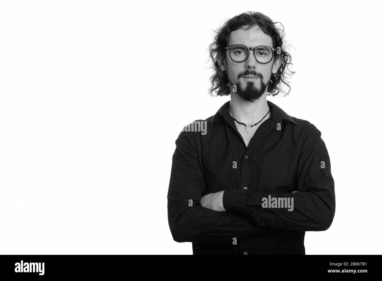 Porträt eines hübschen bärtigen Geschäftsmannes mit Brillen Stockfoto