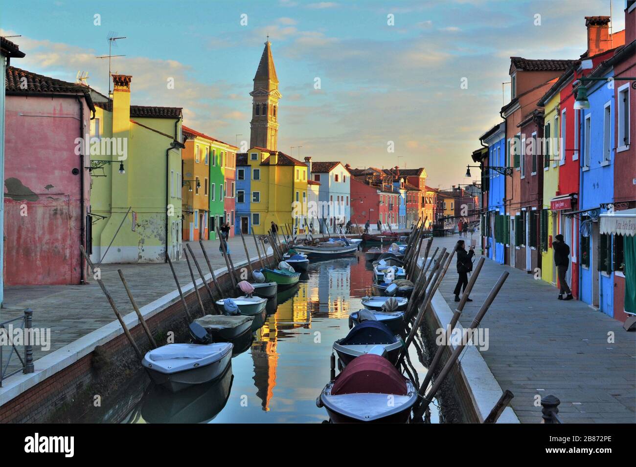 Die Wasserstraßen von Burano, Venedig, Italien Stockfoto