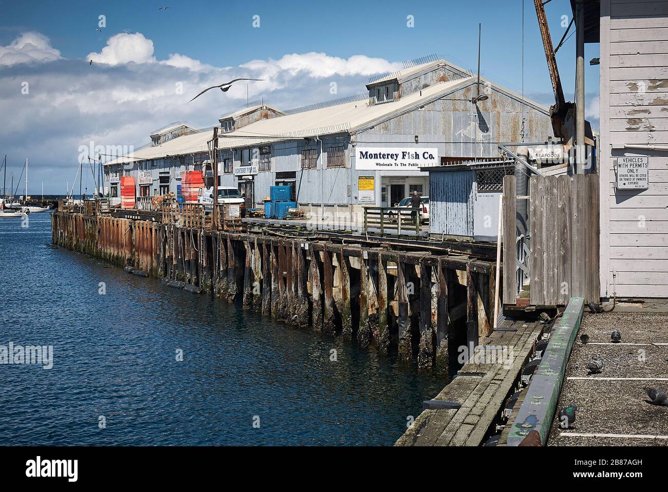 Das Lager der Monterey Fish Company auf der städtischen Wharf. Stockfoto