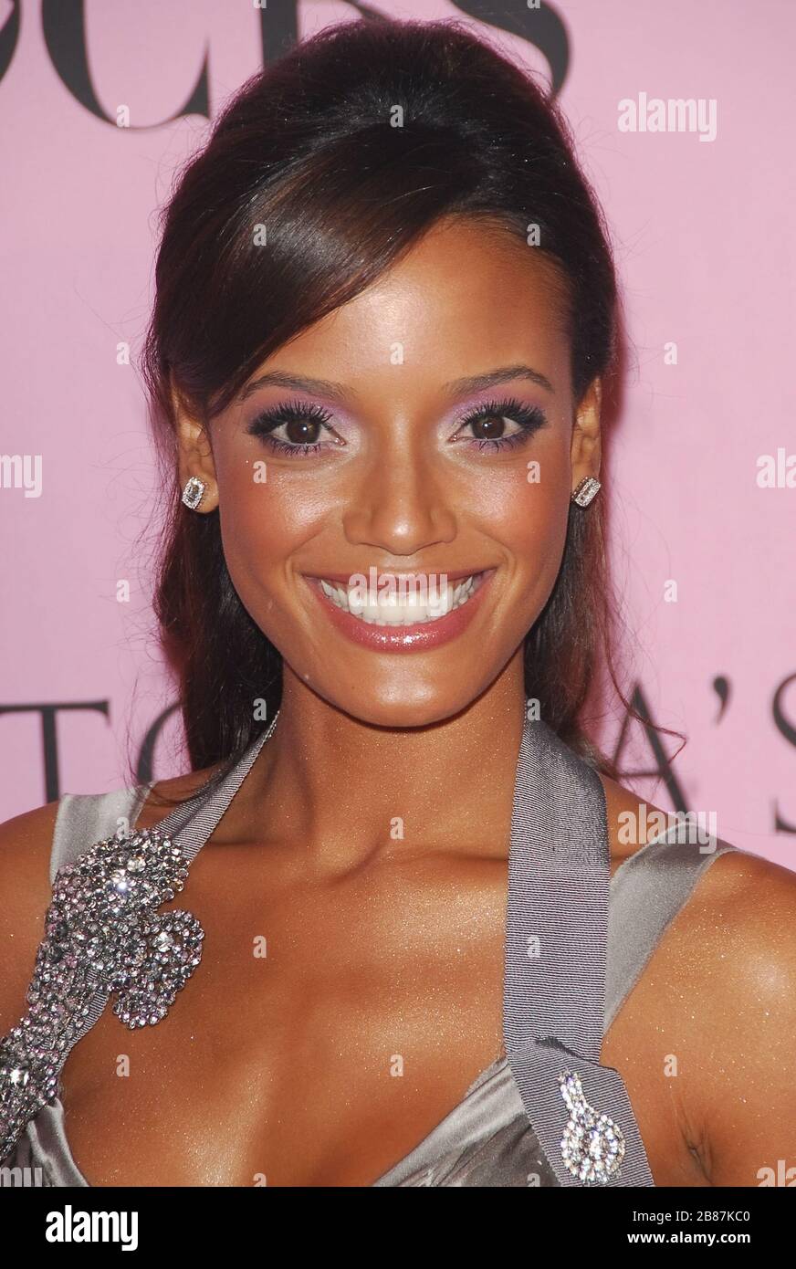 Selita Ebanks auf der Victoria's Secret Fashion Show - Ankünfte im Kodak Theatre in Hollywood, CA. Die Veranstaltung fand am Donnerstag, den 16. November 2006 statt. Foto von: SBM / PictureLux - Aktenzeichen # 33984-9559SBMPLX Stockfoto