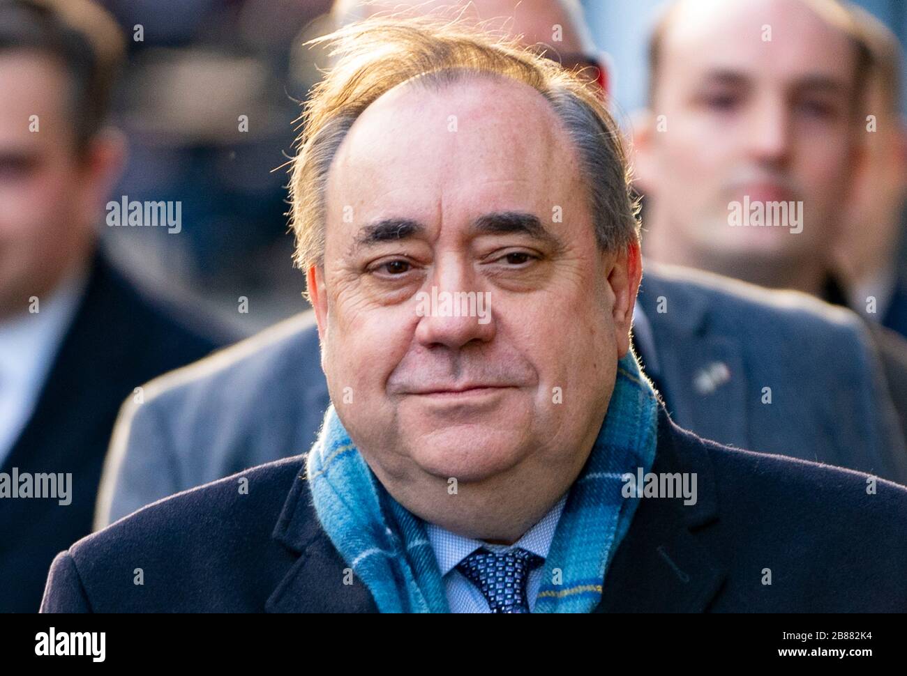 Edinburgh, Schottland, Großbritannien. März 2020. Alex Salmond verlässt am Tag zehn seines Prozesses das Oberlandesgericht in Edinburgh. Iain Masterton/Alamy Live News Stockfoto