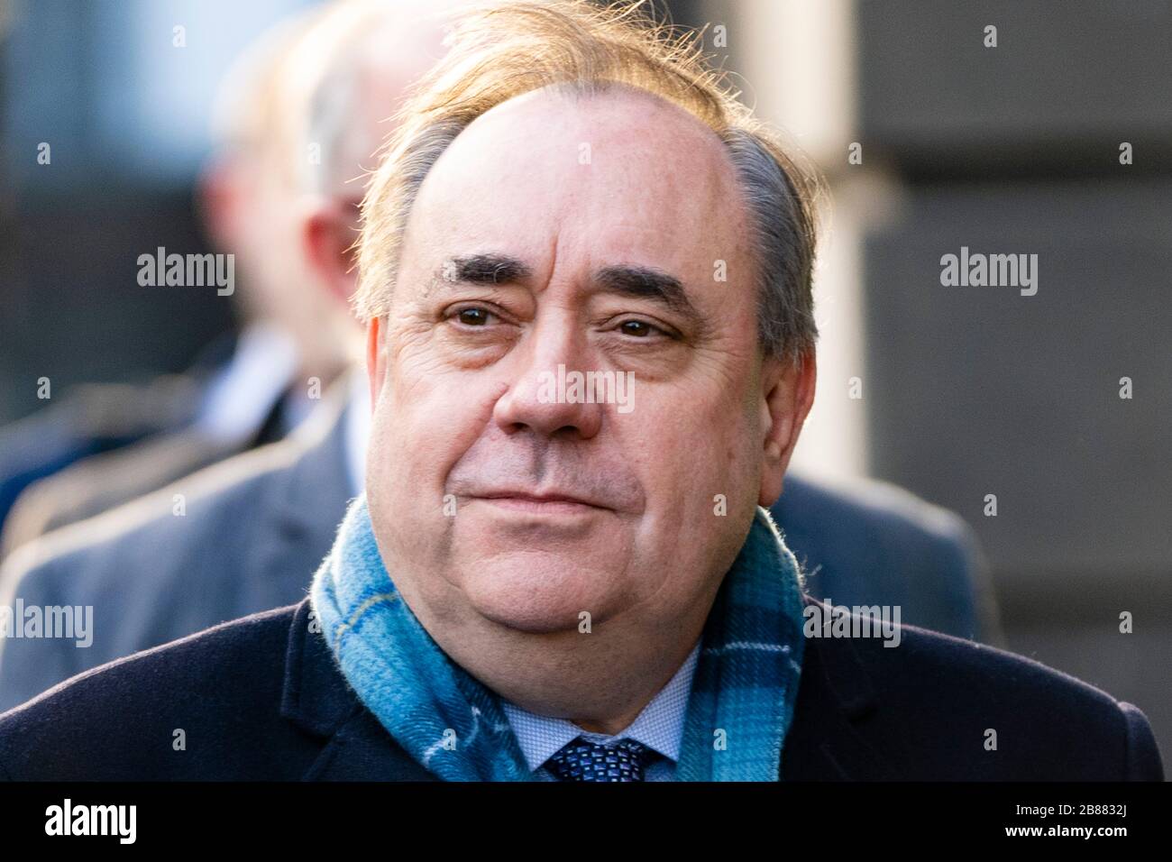 Edinburgh, Schottland, Großbritannien. März 2020. Alex Salmond verlässt am Tag zehn seines Prozesses das Oberlandesgericht in Edinburgh. Iain Masterton/Alamy Live News Stockfoto