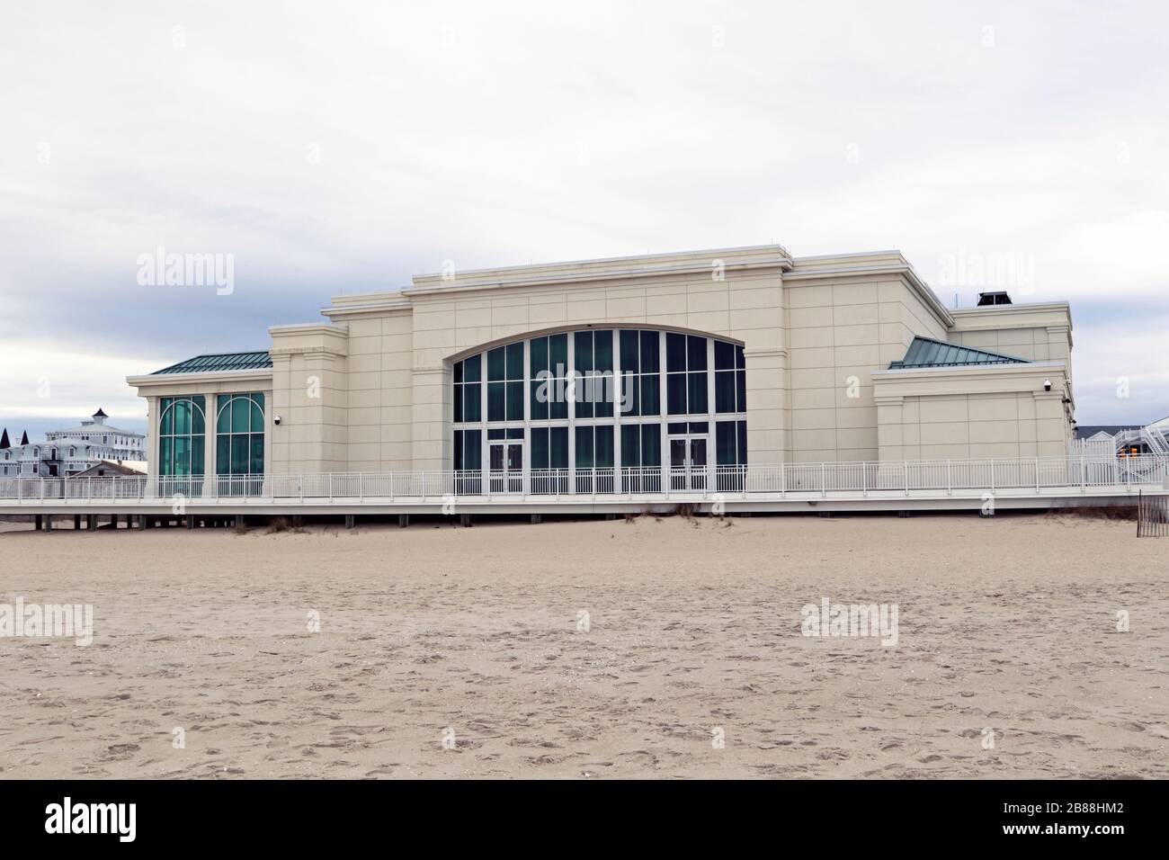 Das Kongresszentrum vom Strand in Cape May, New Jersey, USA Stockfoto