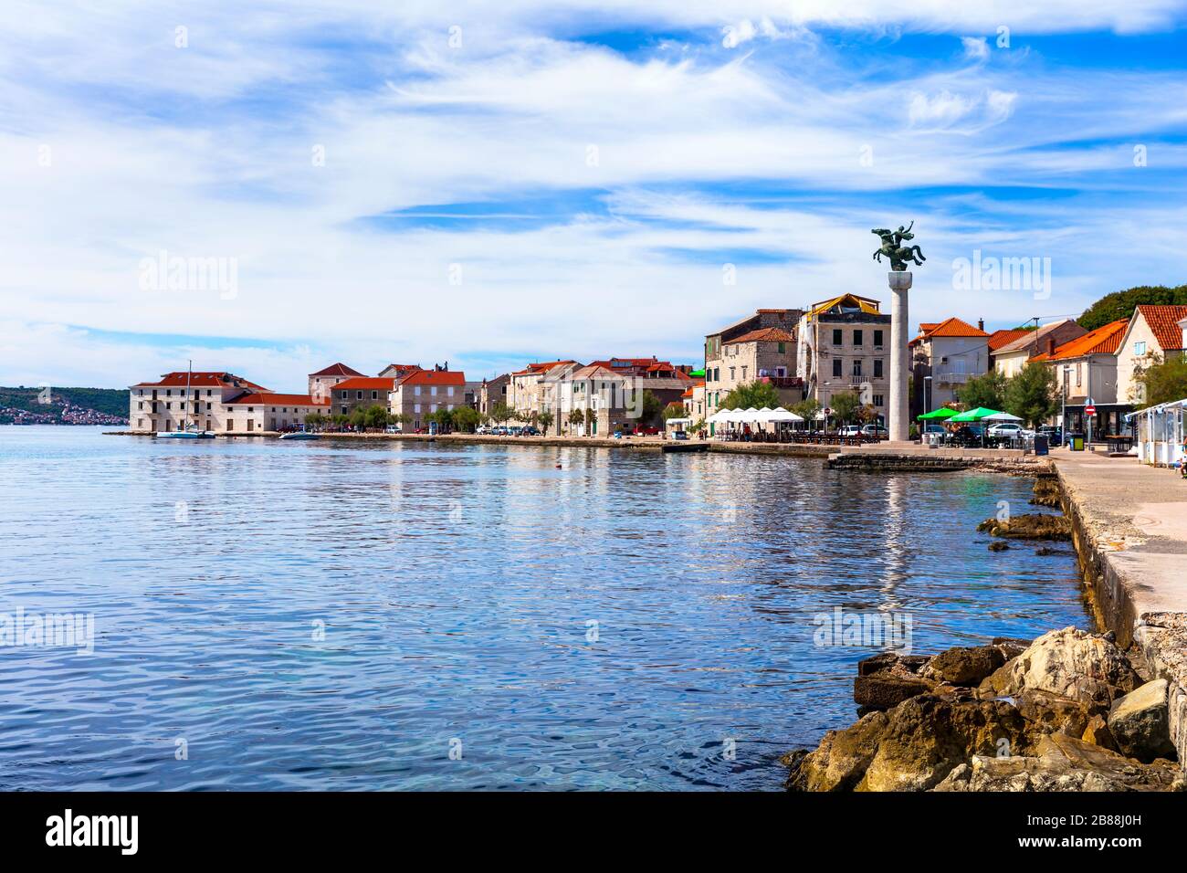 Traditionelles Dorf Kastel Novi, Dalmatien, Kroatien. Stockfoto