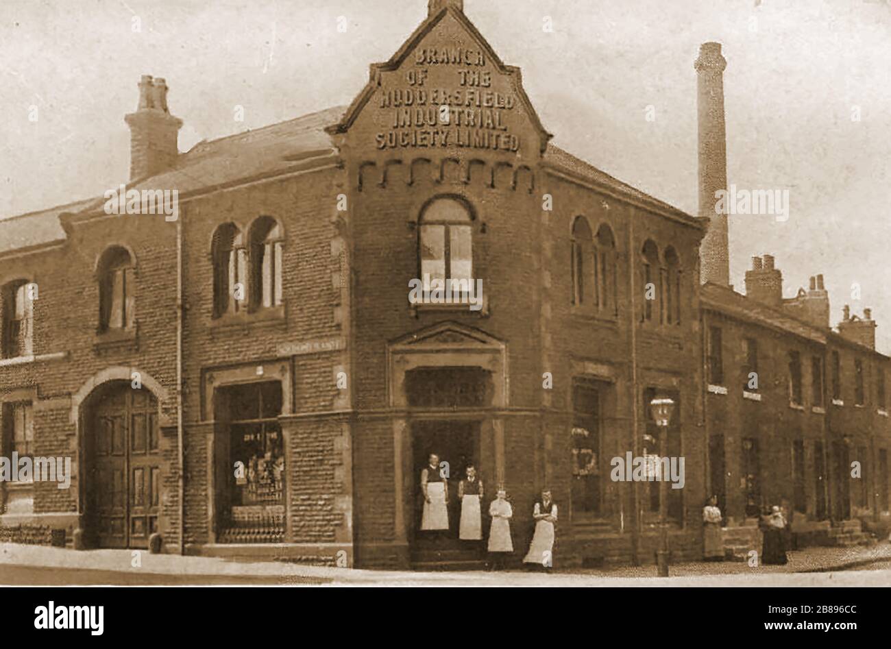Huddersfield Industrial Society - ein frühes Foto des Northumberland Street Grocery Store Stockfoto